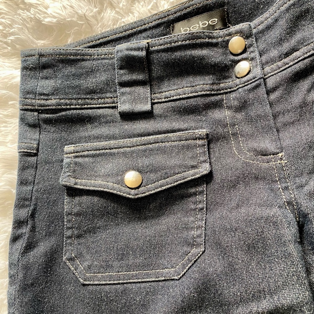Bebe Capris Dark Wash denim, double button, wide leg capri pants, early 2000s